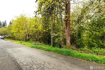 8893 Martin Avenue NW, Silverdale, WA 98383 - Photo 3