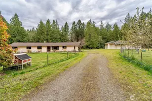 154 Belbrook Ln, Port Angeles, WA 98362 - Photo 3