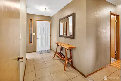 2629 Lemaister Avenue, Wenatchee, WA 98801 - Photo 11