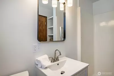 215 E Front Street, Lynden, WA 98264 - Photo 23