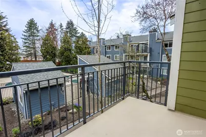 12607 SE 41st Place #H207, Bellevue, WA 98006 - Photo 21