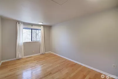 17355 NE 17th Place, Bellevue, WA 98008 - Photo 13