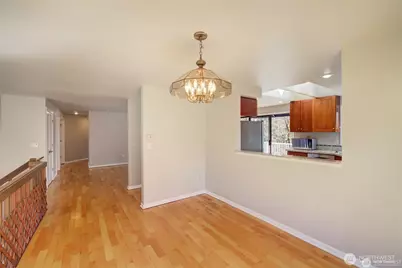 17355 NE 17th Place, Bellevue, WA 98008 - Photo 7