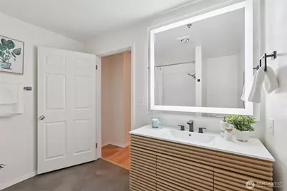 526 1st Avenue S #405, Seattle, WA 98104 - Photo 11