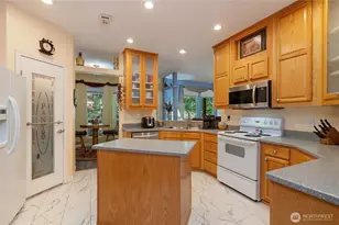 251 N Goldeneye Dr, Hoodsport, WA 98548 - Photo 9