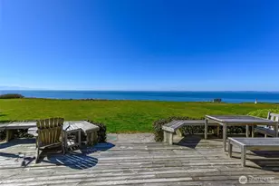 1889 W Beach Rd, Oak Harbor, WA 98277 - Photo 25