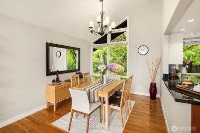 17420 NE 11th Street, Bellevue, WA 98008 - Photo 9