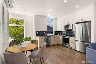 1713 17th Ave, Seattle, WA 98122 - Photo 11