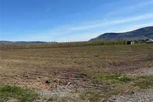 583 S Van Wl Ave, East Wenatchee, WA 98802 - Photo 1