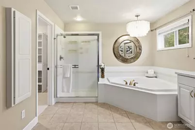 928 271st Avenue SE, Sammamish, WA 98075 - Photo 29