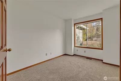 18425 143rd Court SE, Renton, WA 98058 - Photo 13