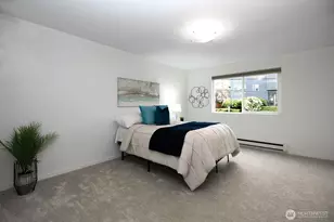 8747 Phinney Ave N, Seattle, WA 98103 - Photo 7