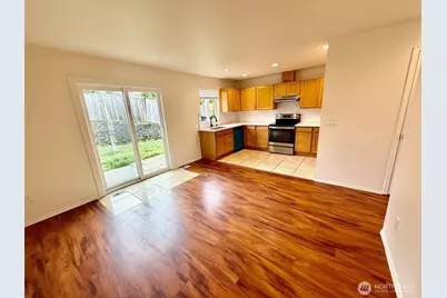 11542 62nd Avenue S, Seattle, WA 98178 - Photo 5