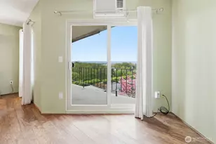 5585 E Evergreen Blvd, Vancouver, WA 89661 - Photo 5