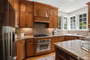 474 Glen Hollow Pl SW, Bainbridge Island, WA 98110 - Photo 7