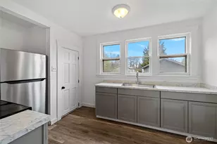 12372 Bartl St, Clear Lake, WA 98235 - Photo 15