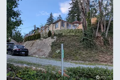502 Lakeside Drive, Sedro Woolley, WA 98284 - Photo 1
