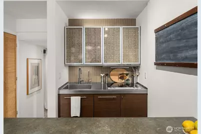 1401 5th Avenue W #104, Seattle, WA 98119 - Photo 9