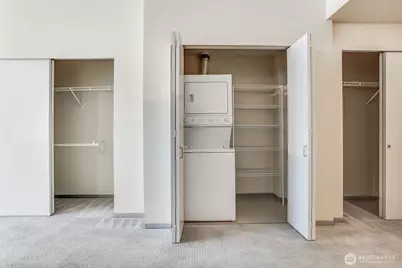 2717 Western Avenue #8020, Seattle, WA 98121 - Photo 17