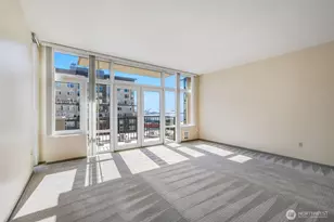 2717 Western Ave, Seattle, WA 98121 - Photo 3