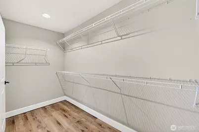 14207 Overlook Drive E, Bonney Lake, WA 98391 - Photo 31