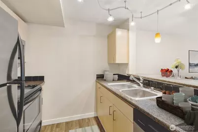 108 5th Avenue S #619, Seattle, WA 98104 - Photo 9