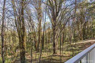 15230 SE 43rd St, Bellevue, WA 98006 - Photo 1