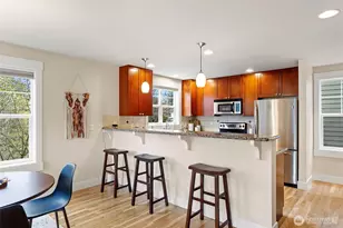 9501 Interlake Ave N, Seattle, WA 98103 - Photo 11