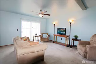 1002 108th St Ct E, Tacoma, WA 98445 - Photo 3