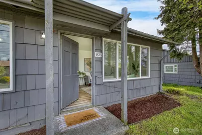 3326 - 3328 Halverson Avenue, Bremerton, WA 98310 - Photo 3