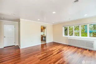 1800 Taylor Ave N, Seattle, WA 98109 - Photo 11