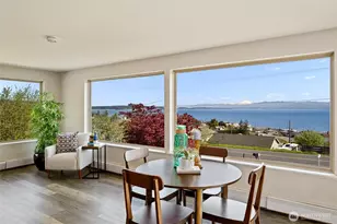 1462 SE Camano Dr, Camano Island, WA 98282 - Photo 9
