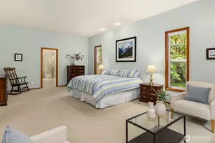 8387 NE Sumanee Pl, Bainbridge Island, WA 98110 - Photo 15