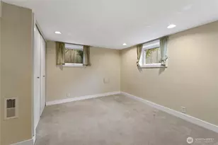 3113 NE 65th St, Seattle, WA 98115 - Photo 11