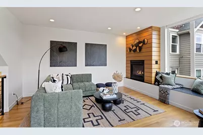 2314 Thorndyke Avenue W #E, Seattle, WA 98199 - Photo 3