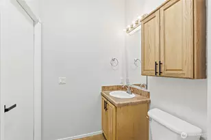 521 Military Rd E, Tacoma, WA 98445 - Photo 29