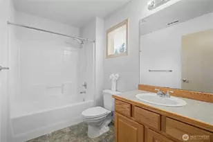1242 Griggs St, DuPont, WA 98327 - Photo 9