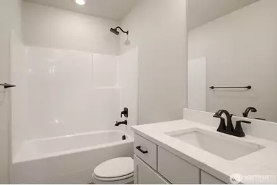 6611 S 128th Street, Seattle, WA 98178 - Photo 13