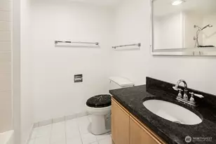 4540 8th Ave NE, Seattle, WA 98105 - Photo 19