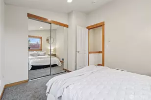 9047 17th Ave SW, Seattle, WA 98106 - Photo 21