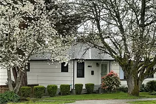 4803 SW Alaska St, Seattle, WA 98116 - Photo 1