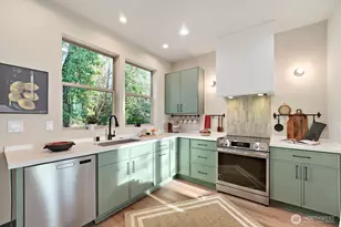 4586 22nd Ave SW, Seattle, WA 98106 - Photo 11