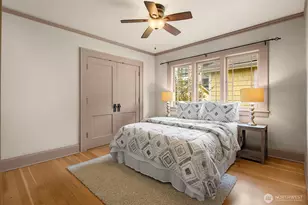 1018 NE 62nd St, Seattle, WA 98115 - Photo 17