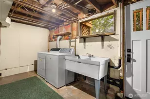 1018 NE 62nd St, Seattle, WA 98115 - Photo 29