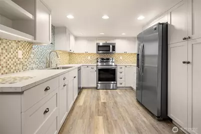 1018 NE 62nd Street, Seattle, WA 98115 - Photo 25