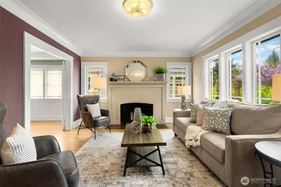 1018 NE 62nd Street, Seattle, WA 98115 - Photo 7