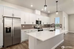 6609 S 128th St, Seattle, WA 98178 - Photo 7