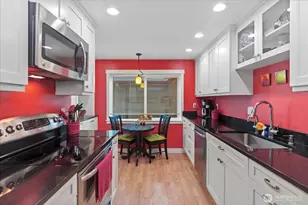 1532 NW 195th St, Shoreline, WA 98177 - Photo 9