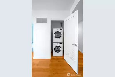 1808 Minor Avenue #912, Seattle, WA 98101 - Photo 7