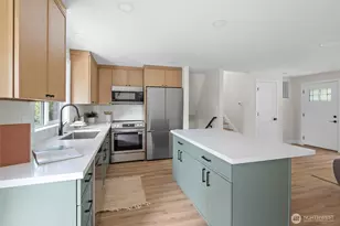13294 Thompson Rd, Anacortes, WA 98221 - Photo 11